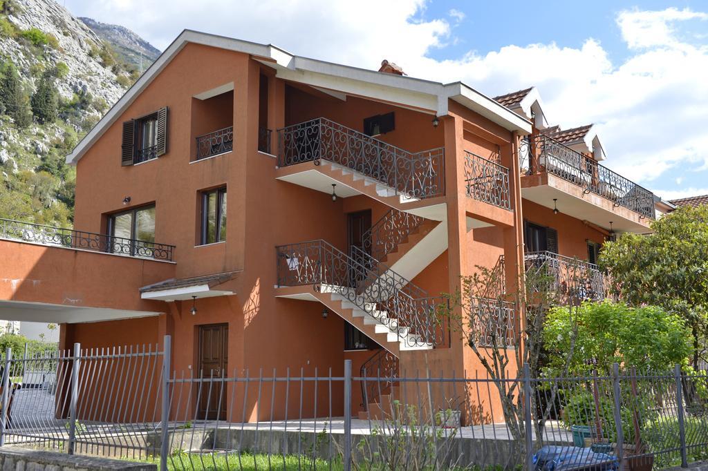 Apartment Damjan โกตอร์ ภายนอก รูปภาพ